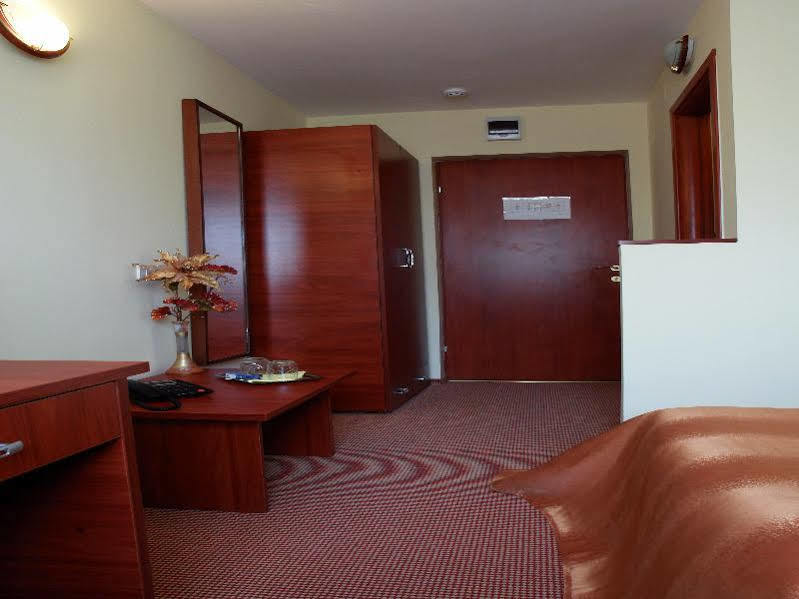 City Hotel Bukareszt Zewnętrze zdjęcie